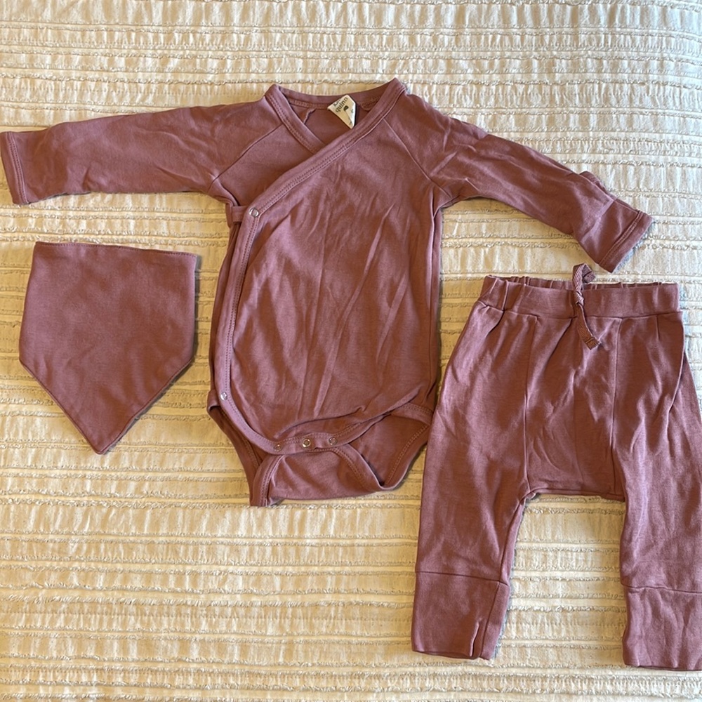 Kate Quinn 6-12 month set